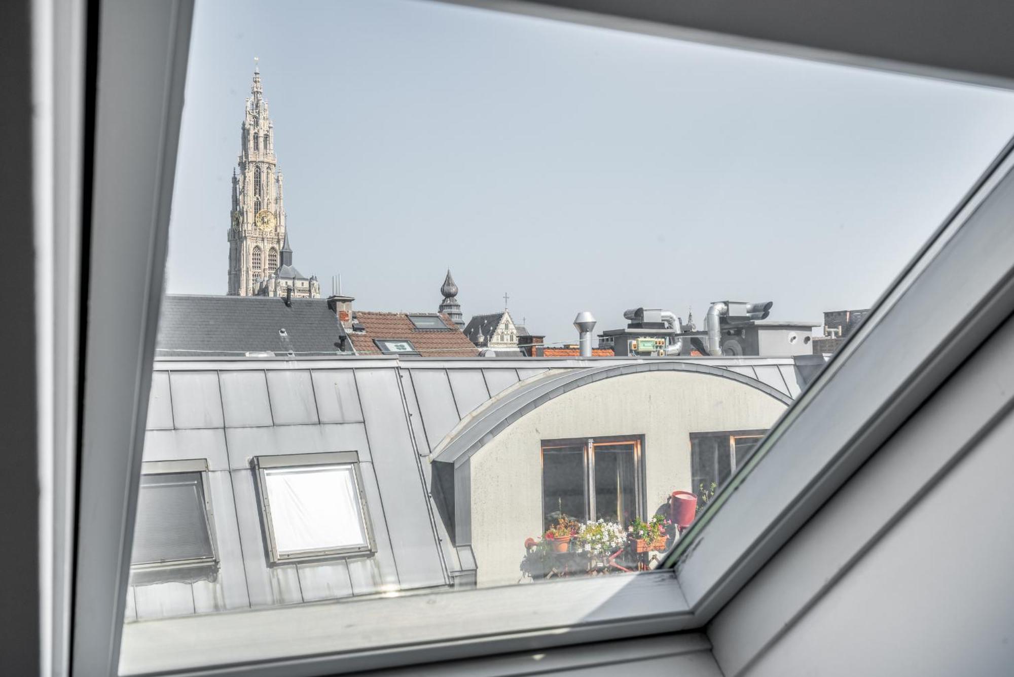 The Fashion Street Residence Antwerpen Bagian luar foto
