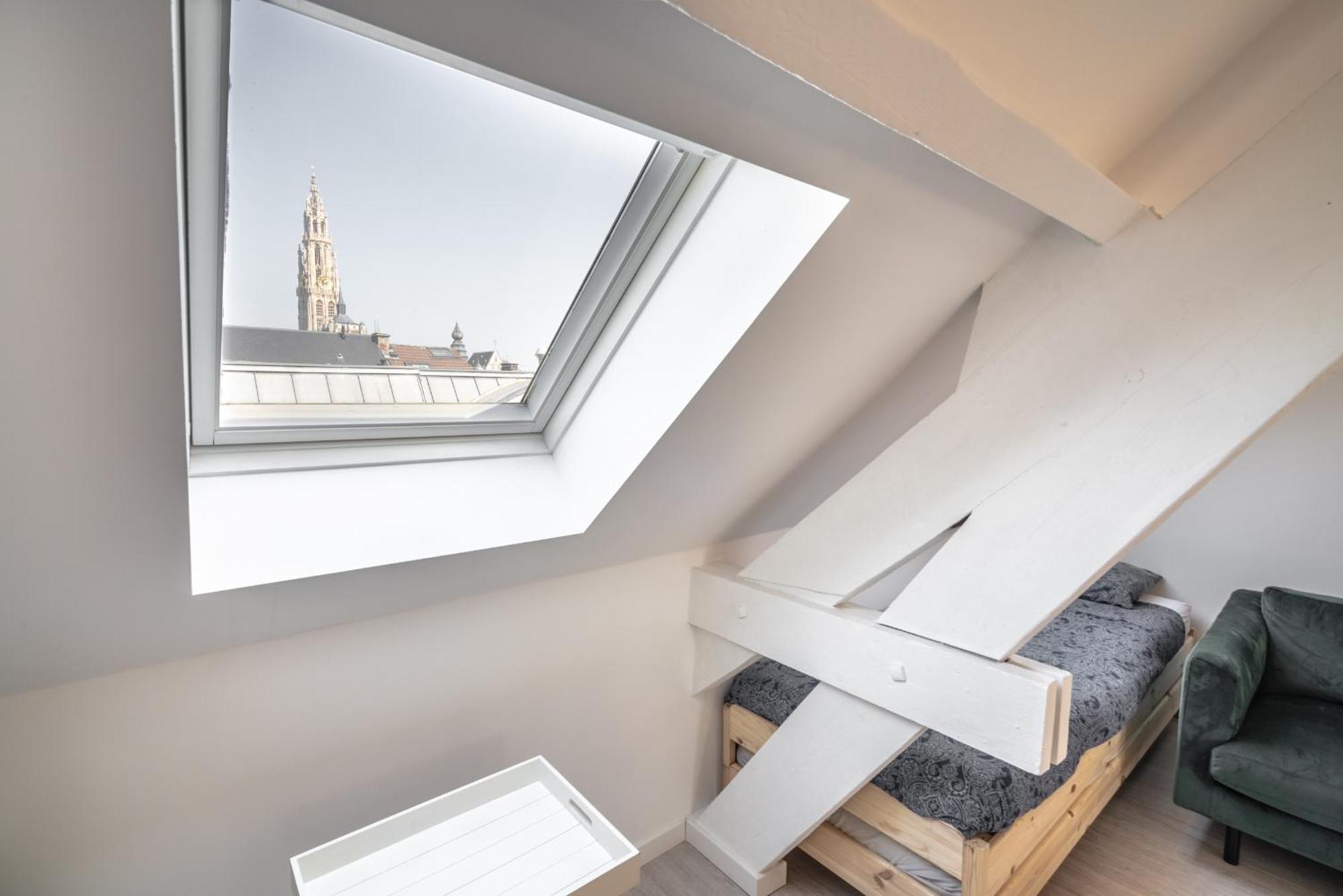 The Fashion Street Residence Antwerpen Bagian luar foto